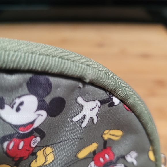 Vintage Green Mickey Mouse Makeup Bag - Picture 3 of 3